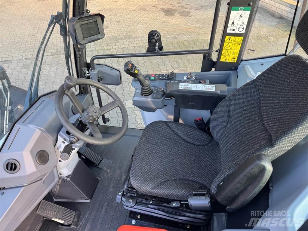Bobcat L 95 E V Фронтальные погрузчики