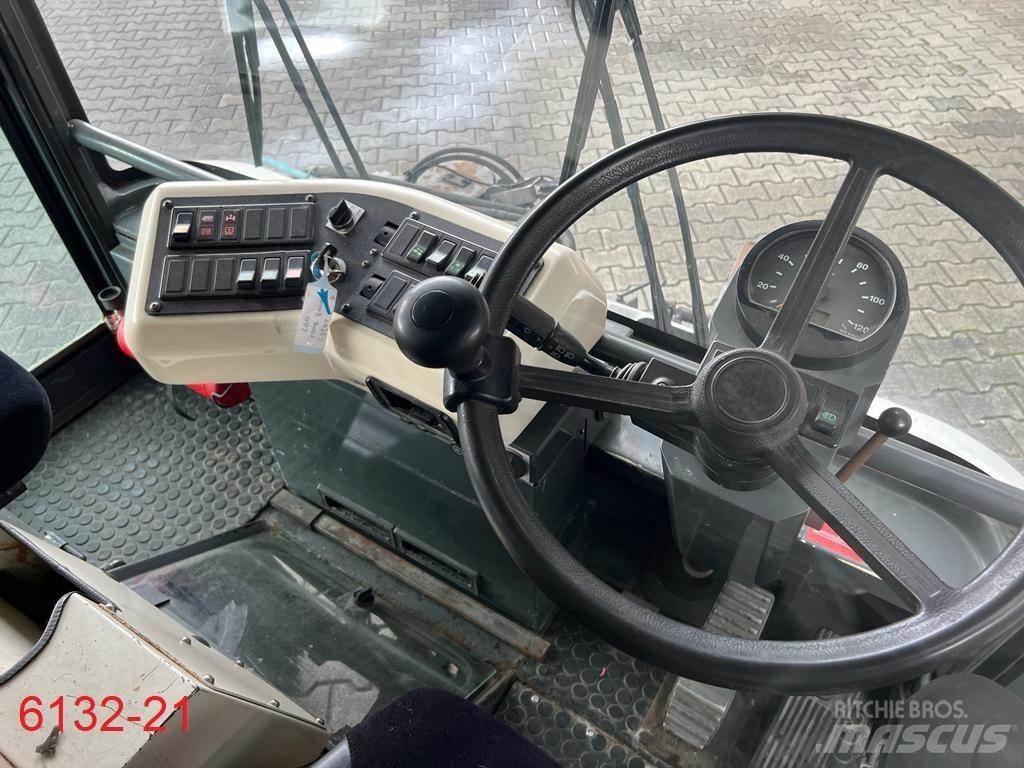 Ravo 540 Вакуумные уборочные машины
