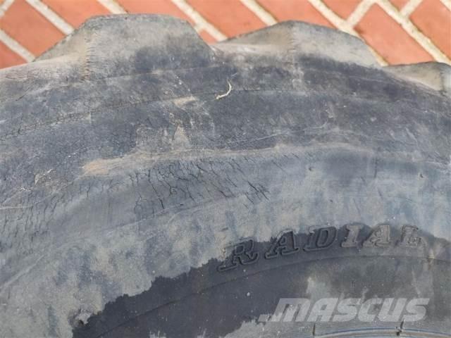  18 365/70R18 Шины и колёса