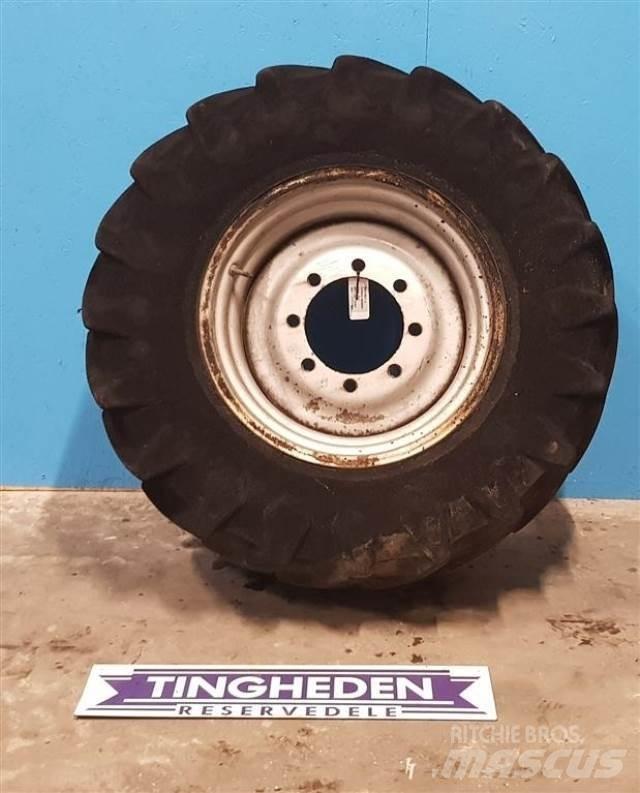  24 440/65R24 Шины и колёса