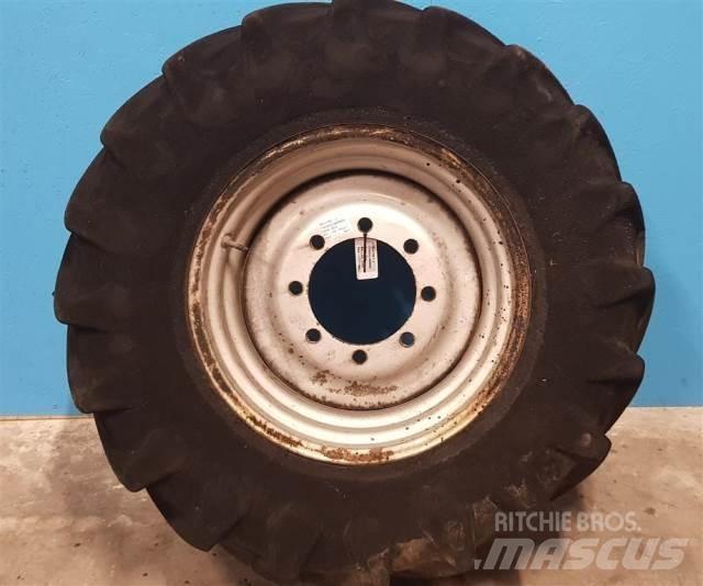  24 440/65R24 Шины и колёса