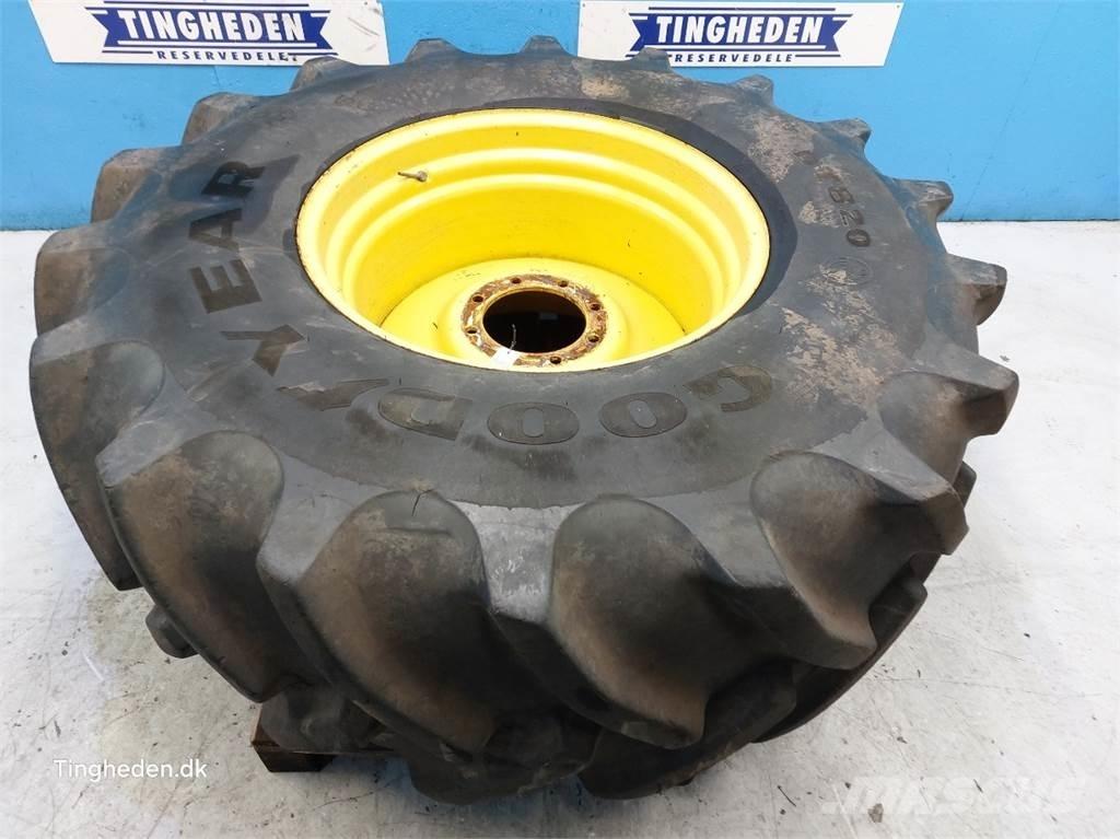  32 650/75 R32 Шины и колёса