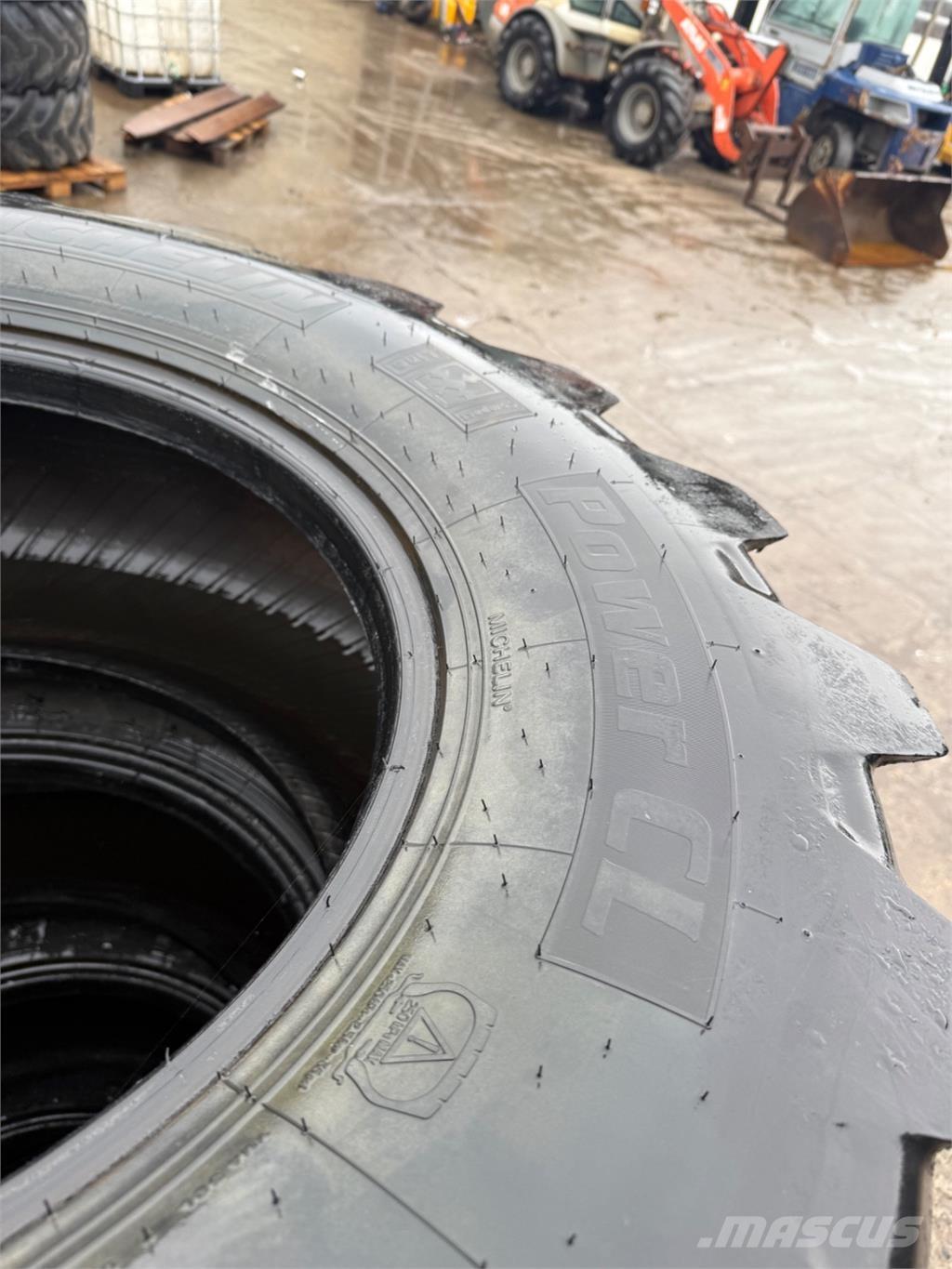  440/80-24 Шины и колёса