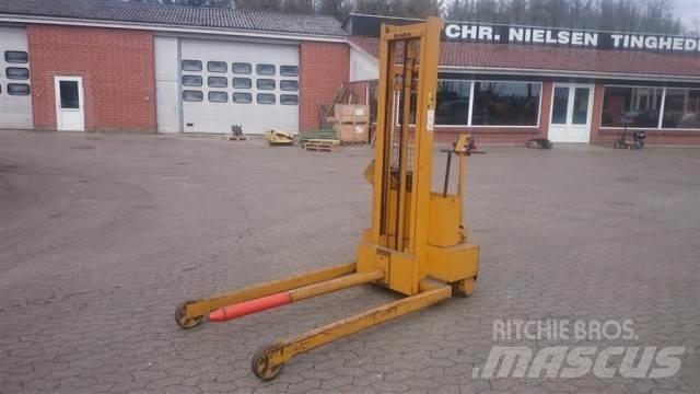 Baka el truck Ручные штабелёры