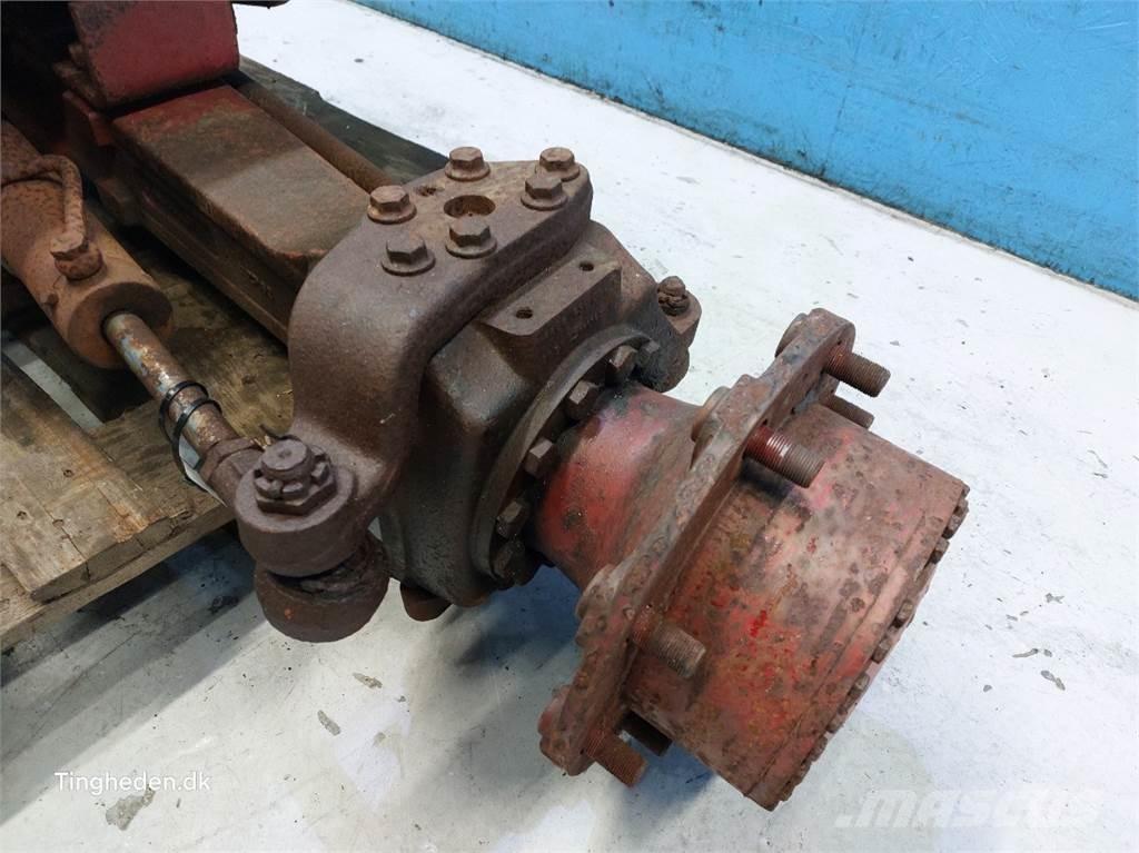 CASE 1056 Навесное оборудование и запчасти