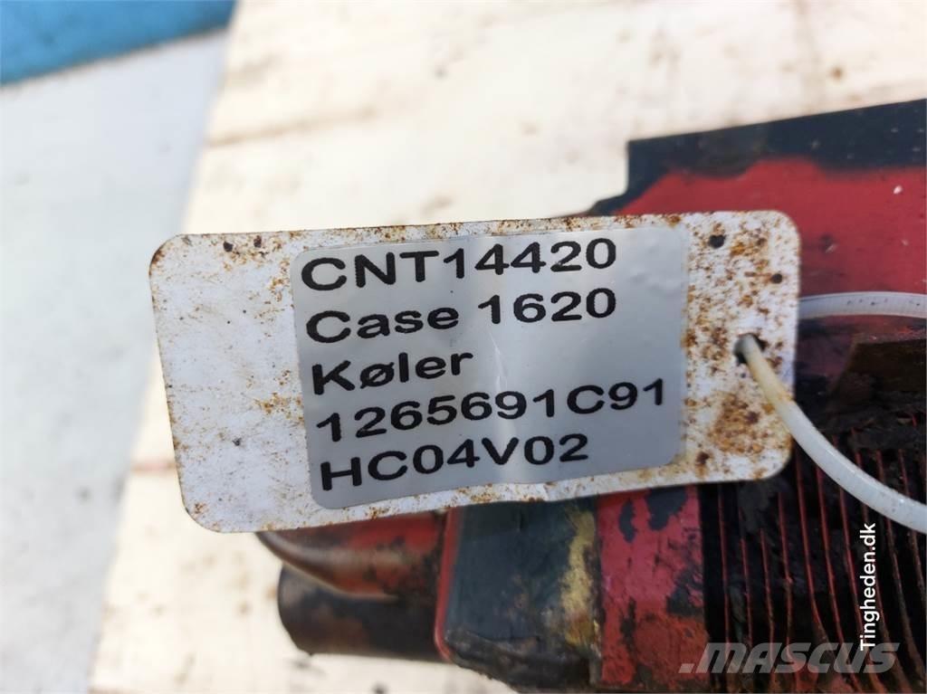CASE 1620 Радиаторы
