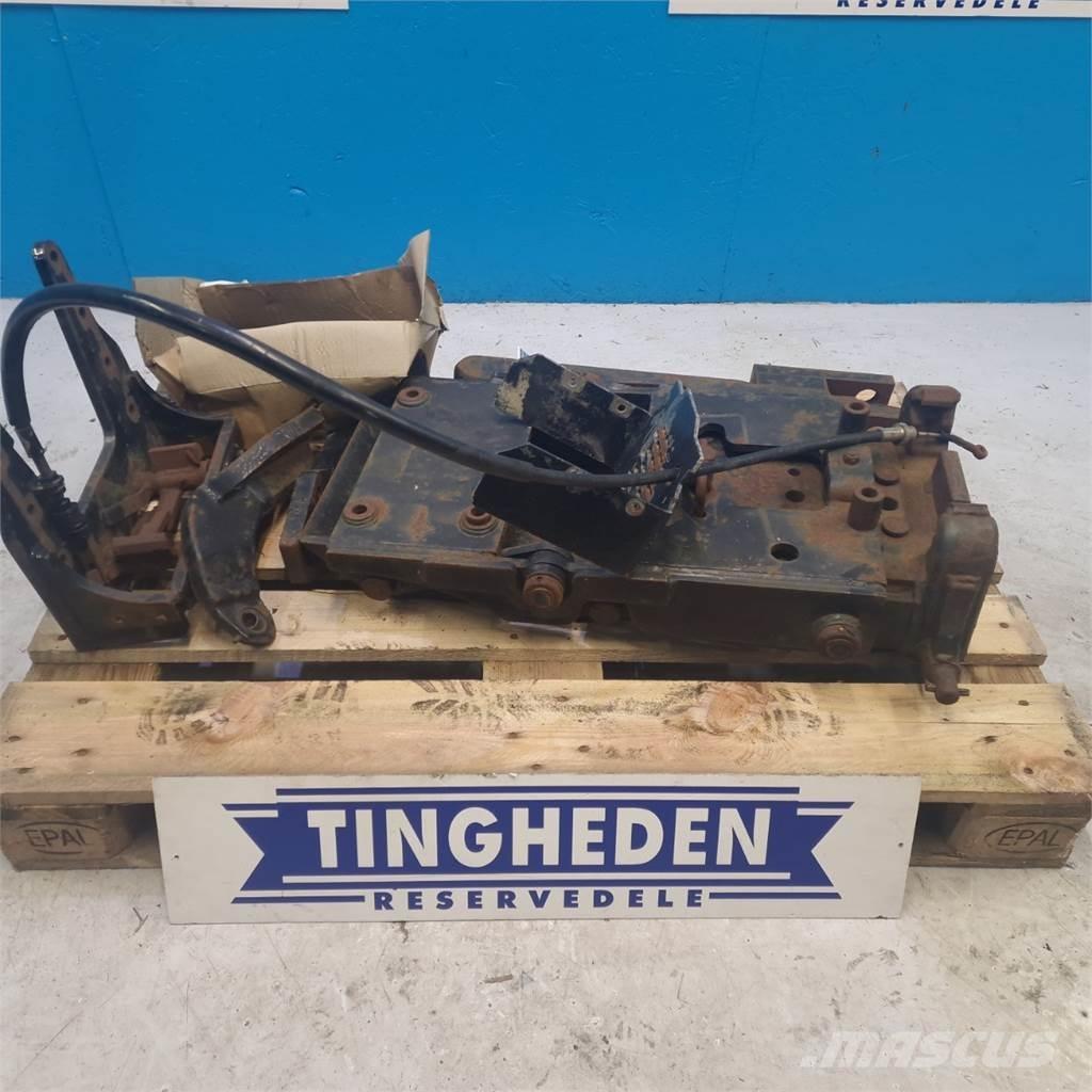 CASE 5150 Навесное оборудование и запчасти