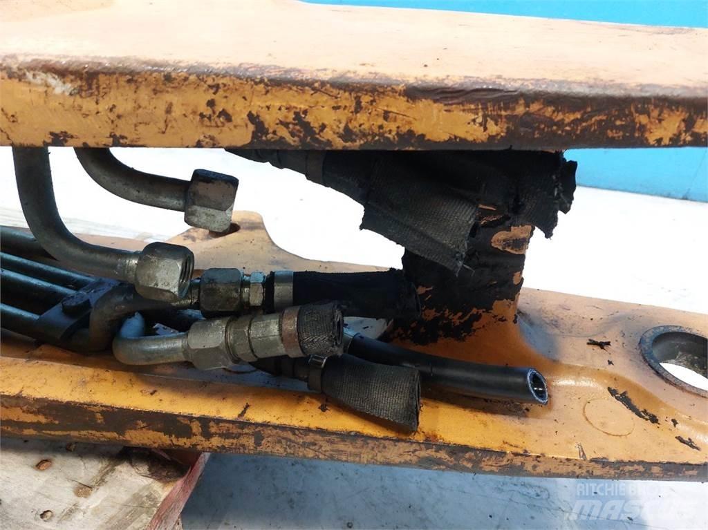 CASE 580 SLE Экскаваторные стрелы