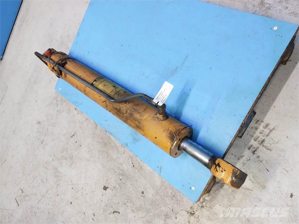 CASE 580 SLE Экскаваторные стрелы