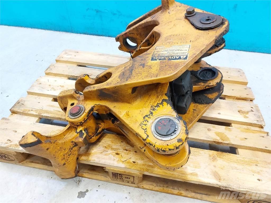 CASE 580 SLE Экскаваторные стрелы