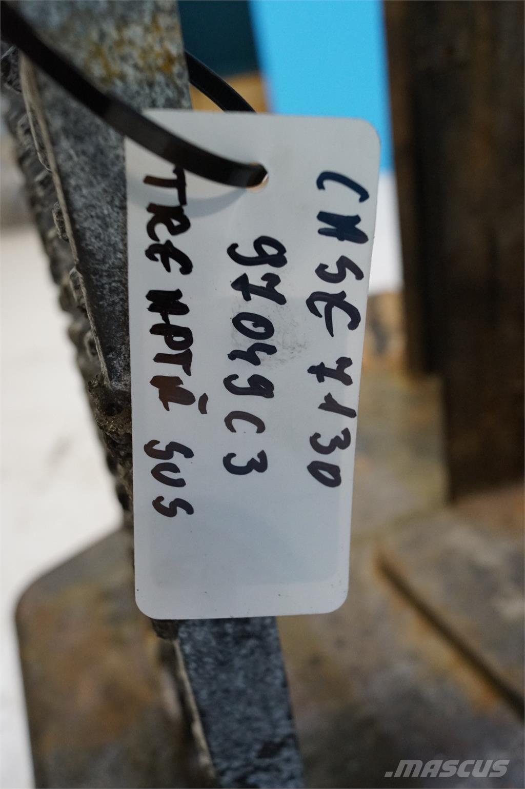 CASE 7130 Навесное оборудование и запчасти