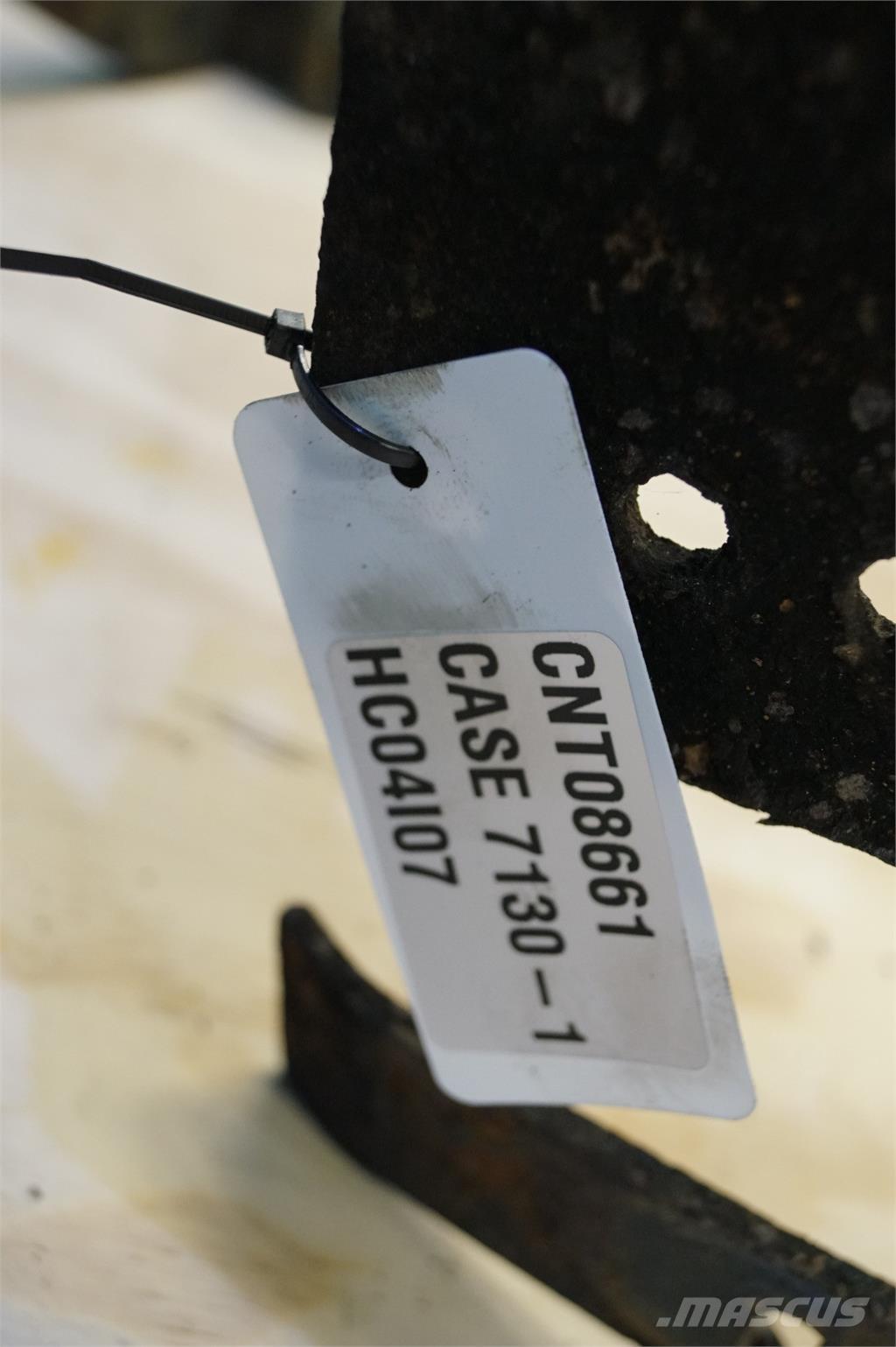 CASE 7130 Навесное оборудование и запчасти