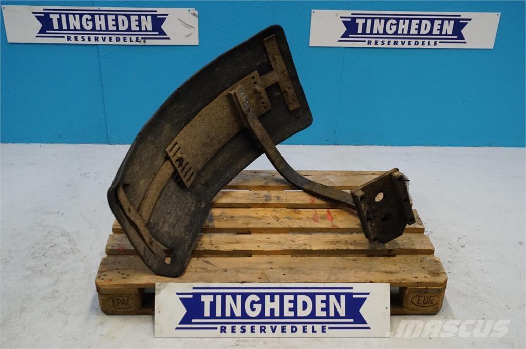 CASE 7130 Навесное оборудование и запчасти