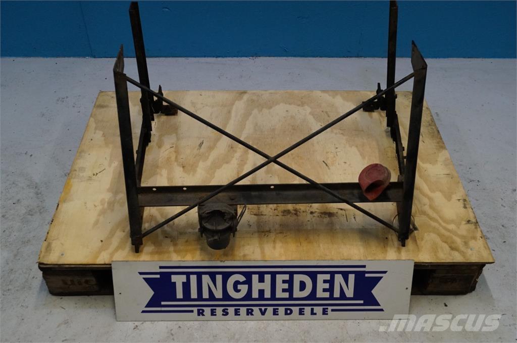 CASE 7130 Навесное оборудование и запчасти