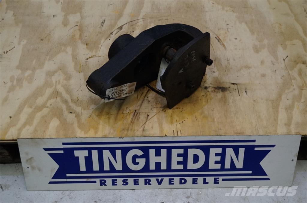 CASE 7130 Навесное оборудование и запчасти