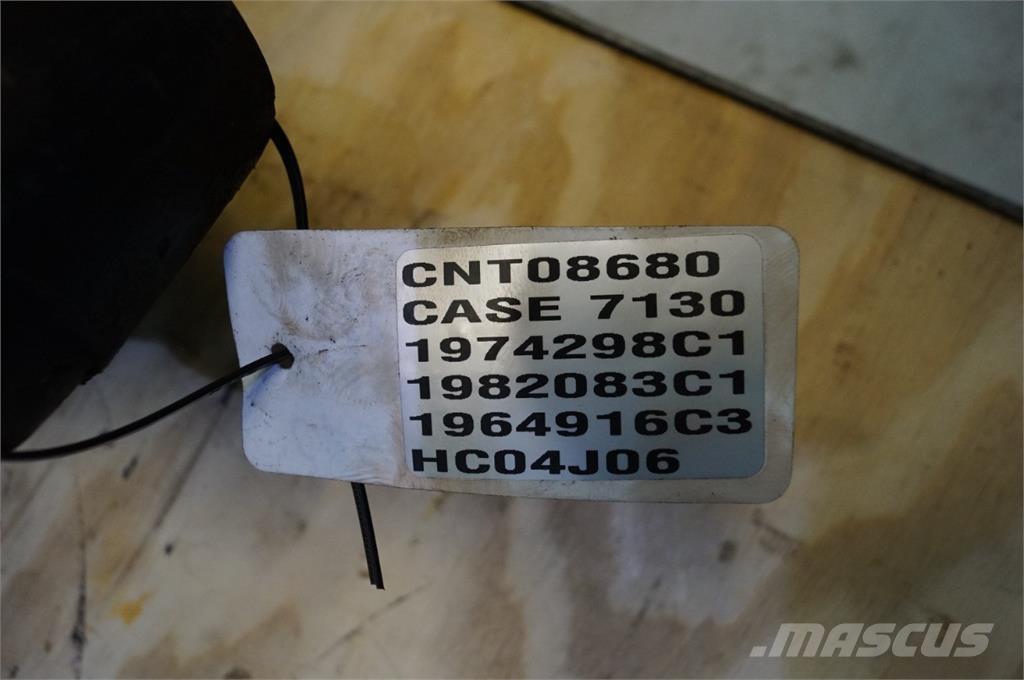 CASE 7130 Навесное оборудование и запчасти