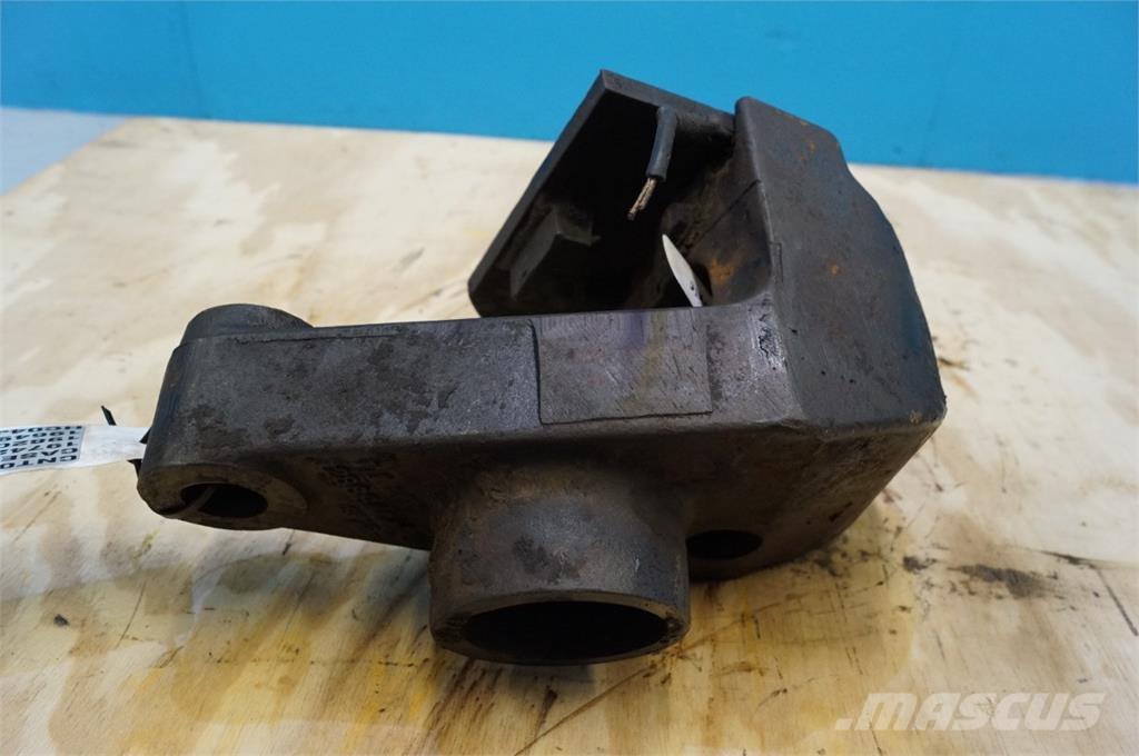 CASE 7130 Навесное оборудование и запчасти