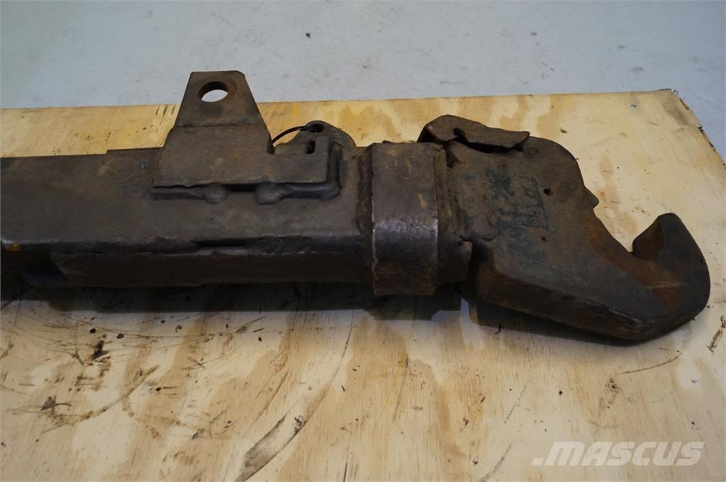 CASE 7130 Навесное оборудование и запчасти