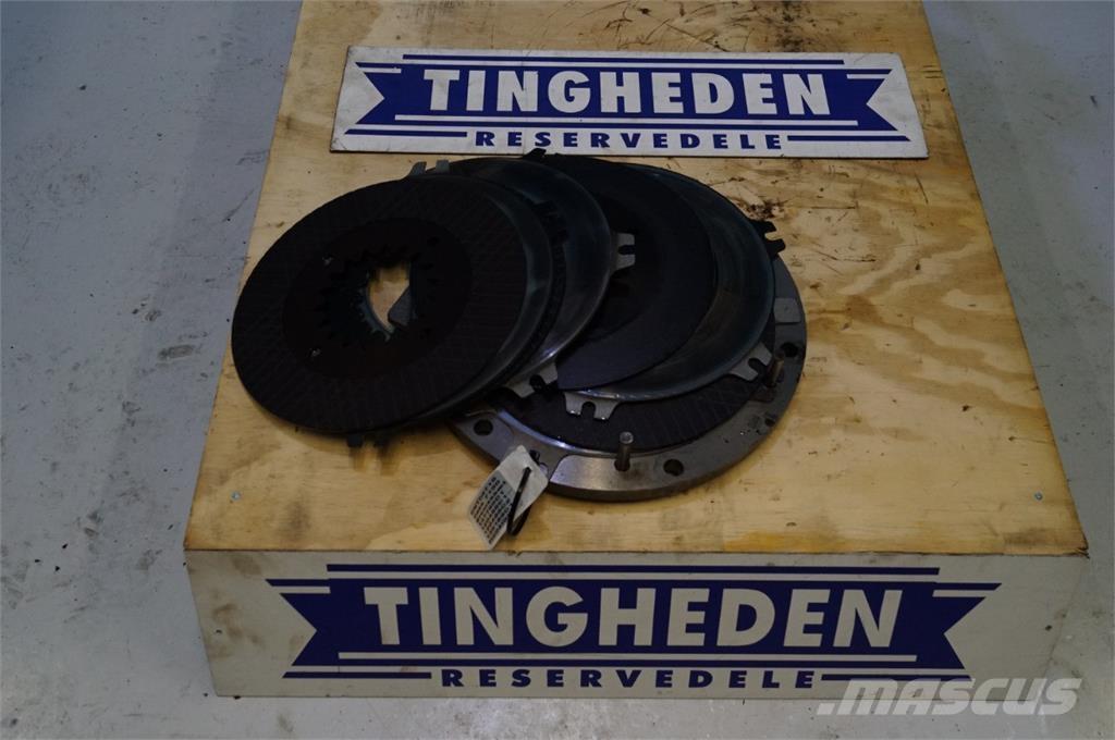 CASE 7130 Навесное оборудование и запчасти