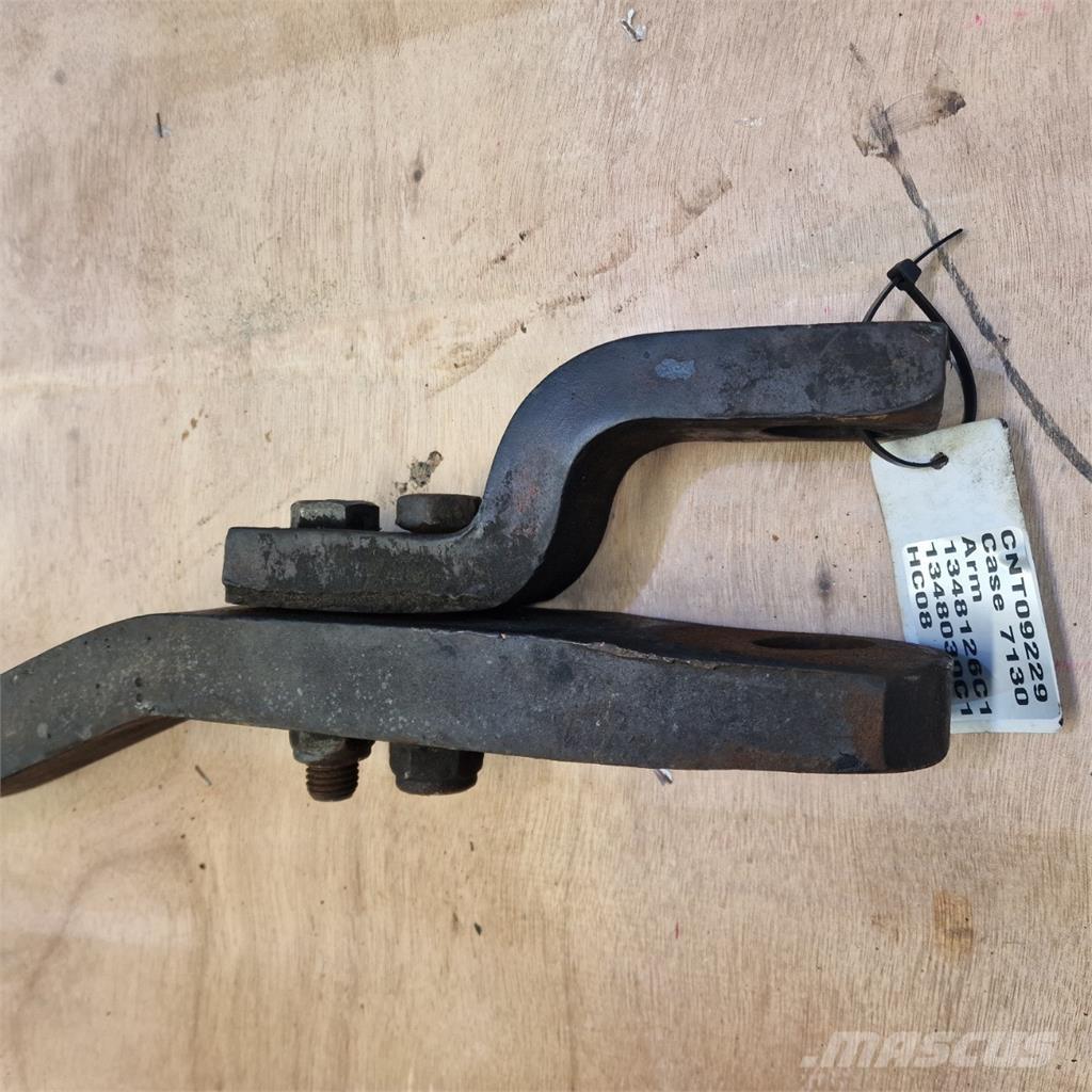 CASE 7130 Навесное оборудование и запчасти