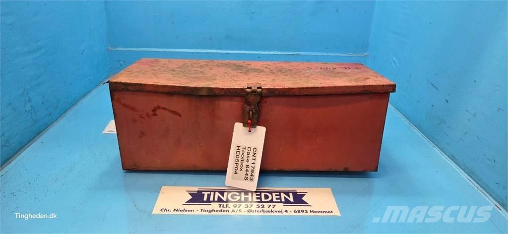 CASE 844S Навесное оборудование и запчасти