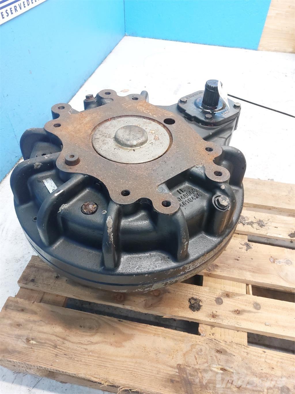 CASE 9010 Компоненты для зерноуборочных комбайнов