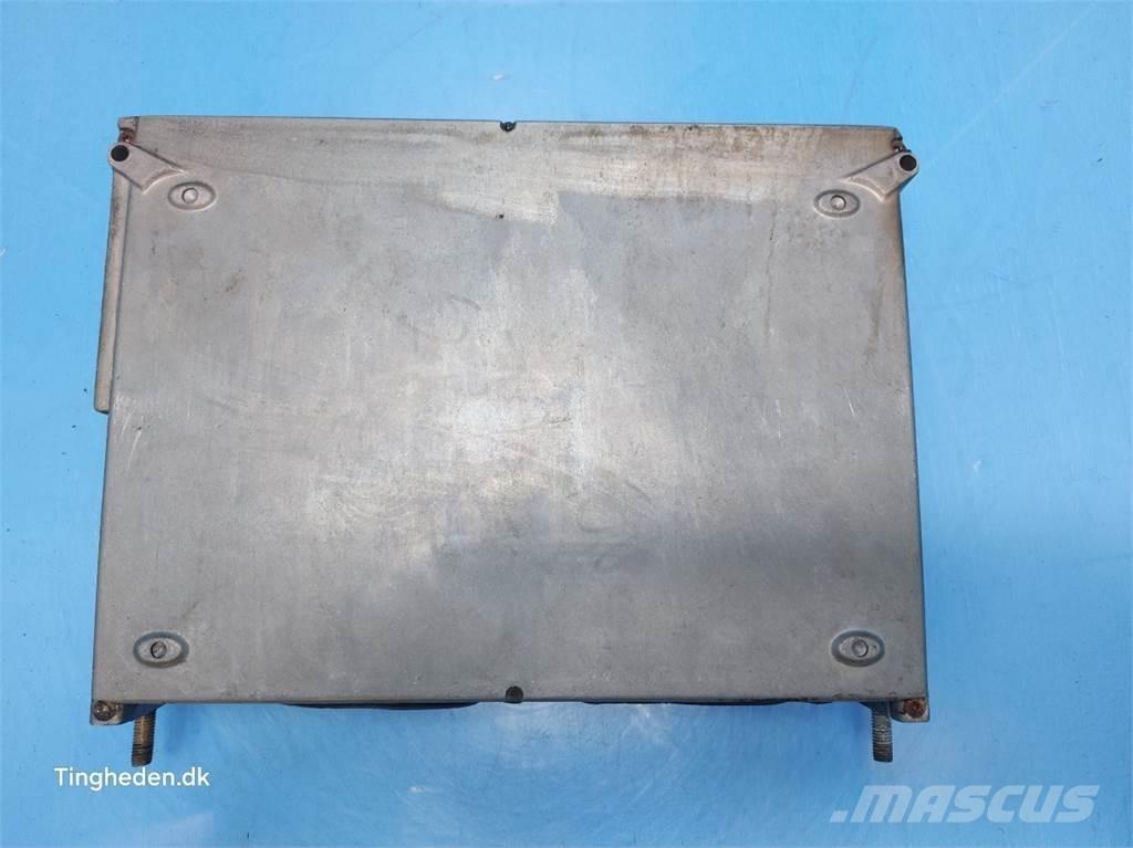 CASE 9120 Электронные блоки