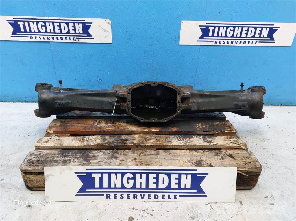 CASE Farmall 95A Навесное оборудование и запчасти