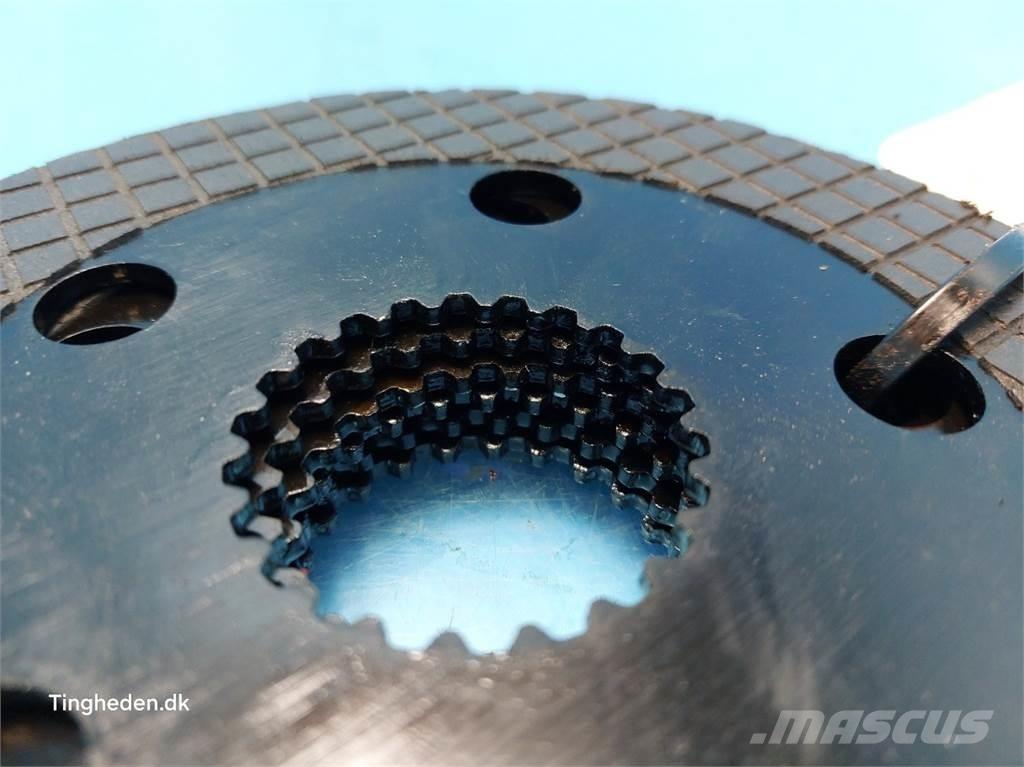 CASE Farmall 95A Трансмиссии