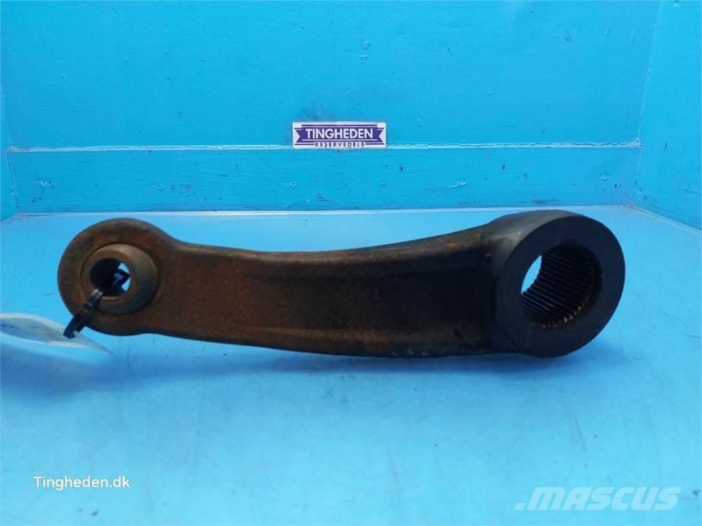 CASE Farmall 95A Навесное оборудование и запчасти