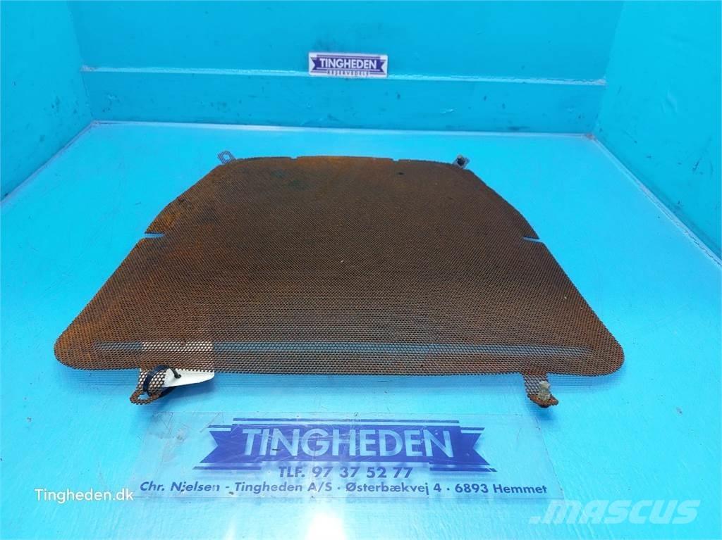 CASE Farmall 95A Навесное оборудование и запчасти