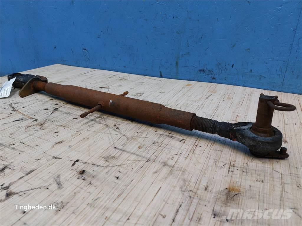 CASE Farmall 95A Навесное оборудование и запчасти