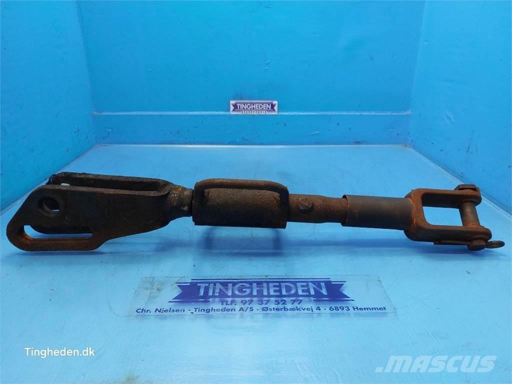 CASE Farmall 95A Навесное оборудование и запчасти