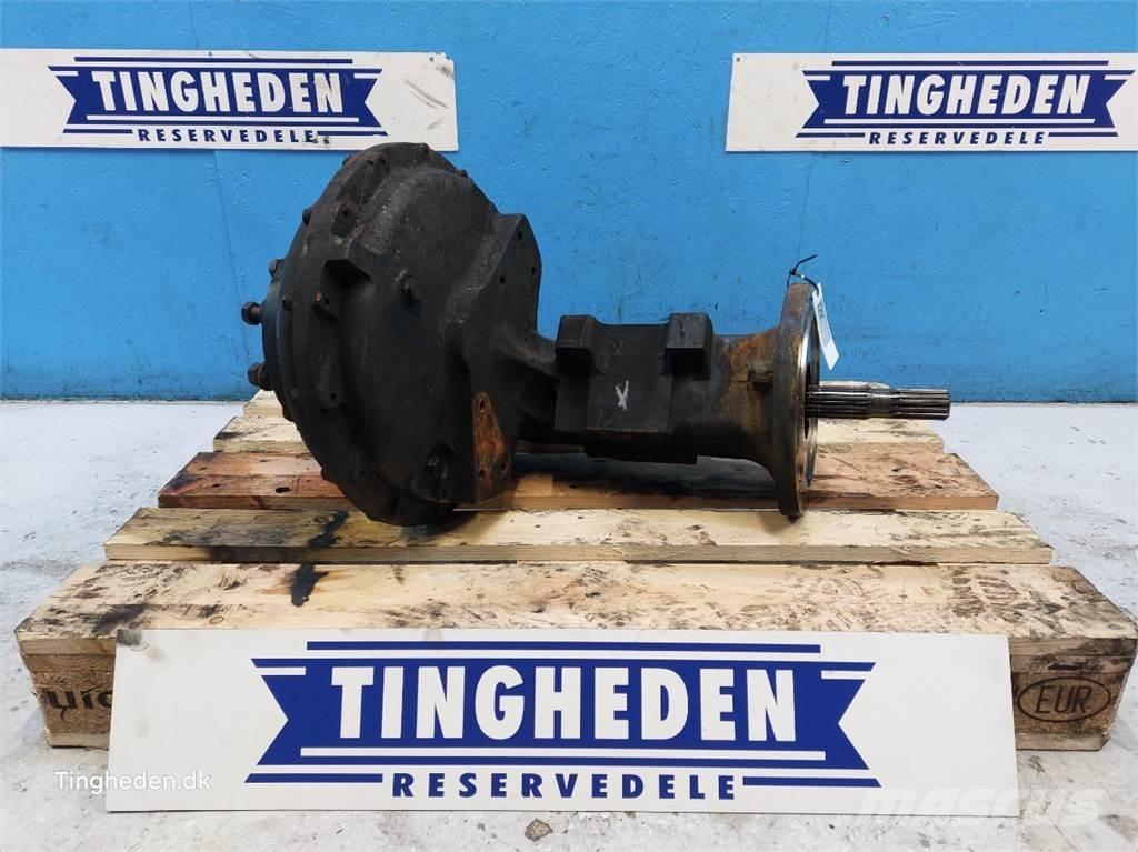 CASE Farmall 95A Навесное оборудование и запчасти