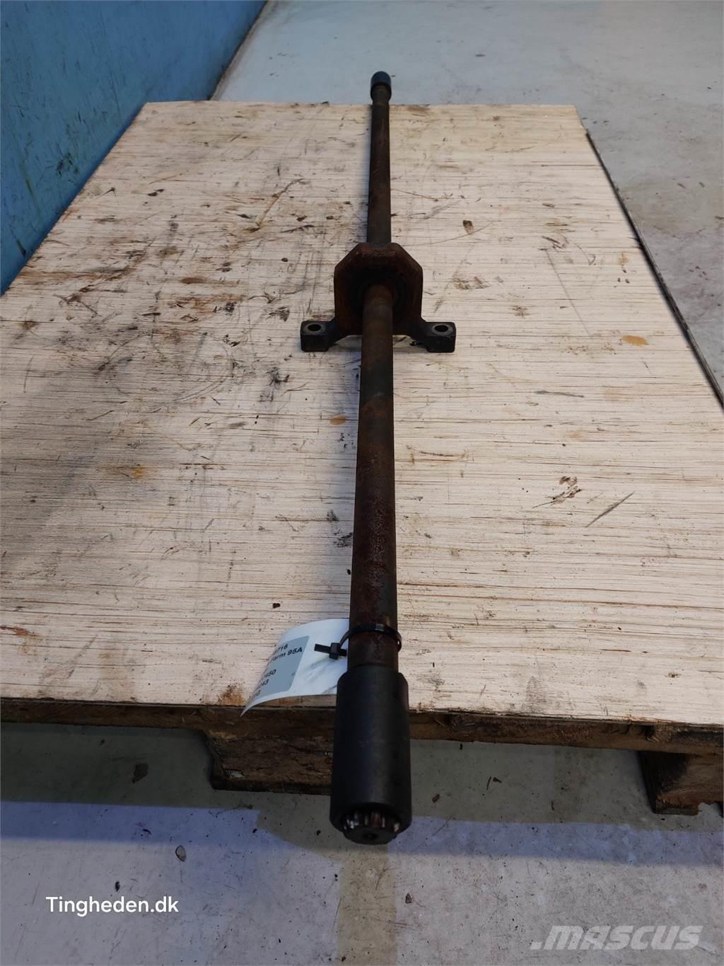 CASE Farmall 95A Навесное оборудование и запчасти