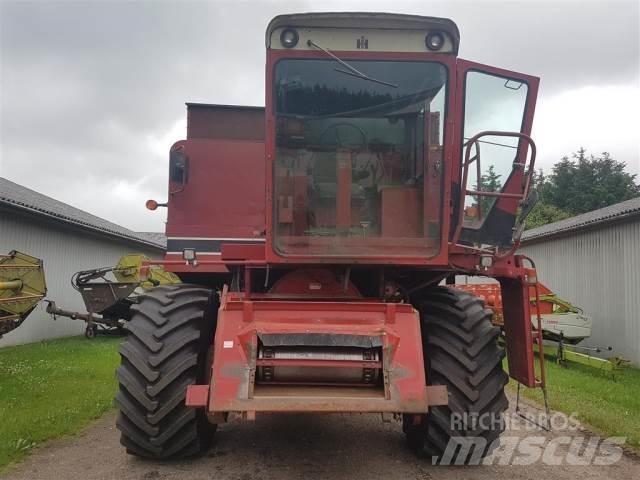Case IH 1460 Зерноуборочные комбайны