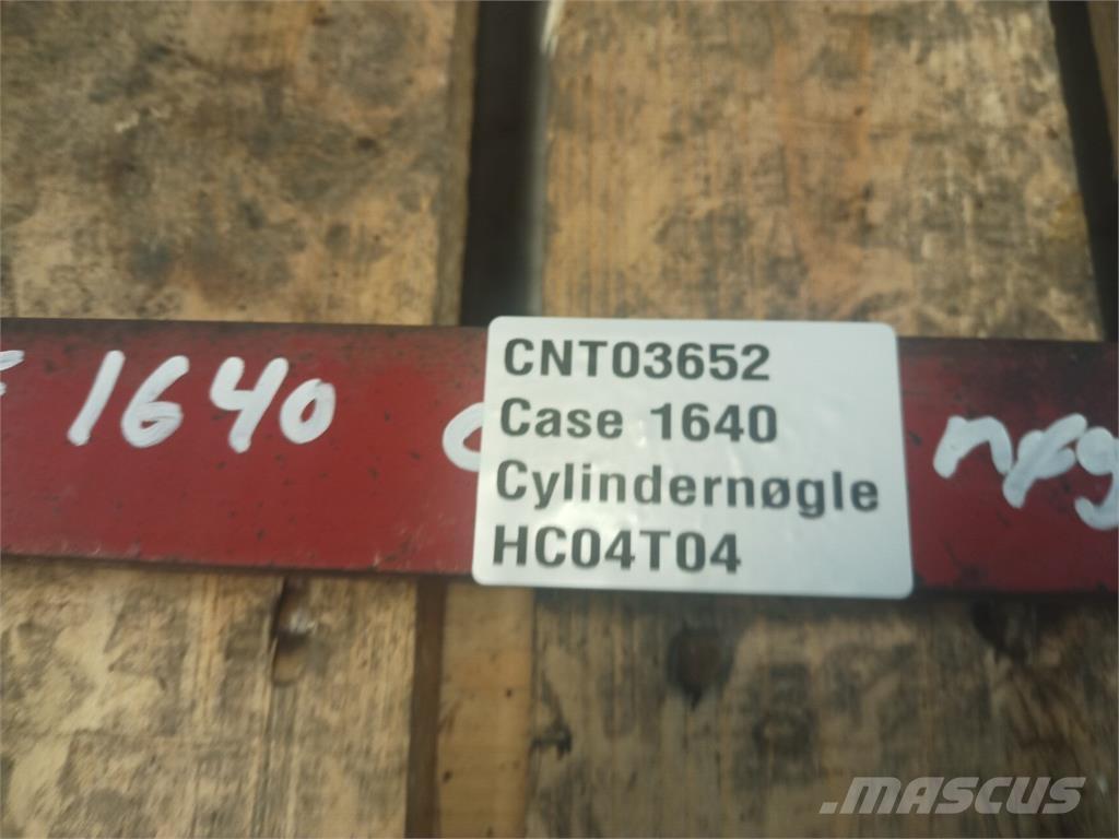 Case IH 1640 Компоненты для зерноуборочных комбайнов