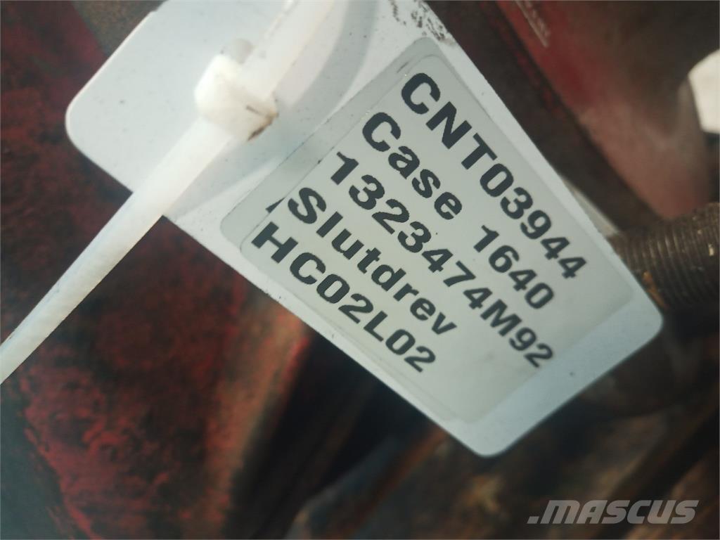 Case IH 1640 Компоненты для зерноуборочных комбайнов