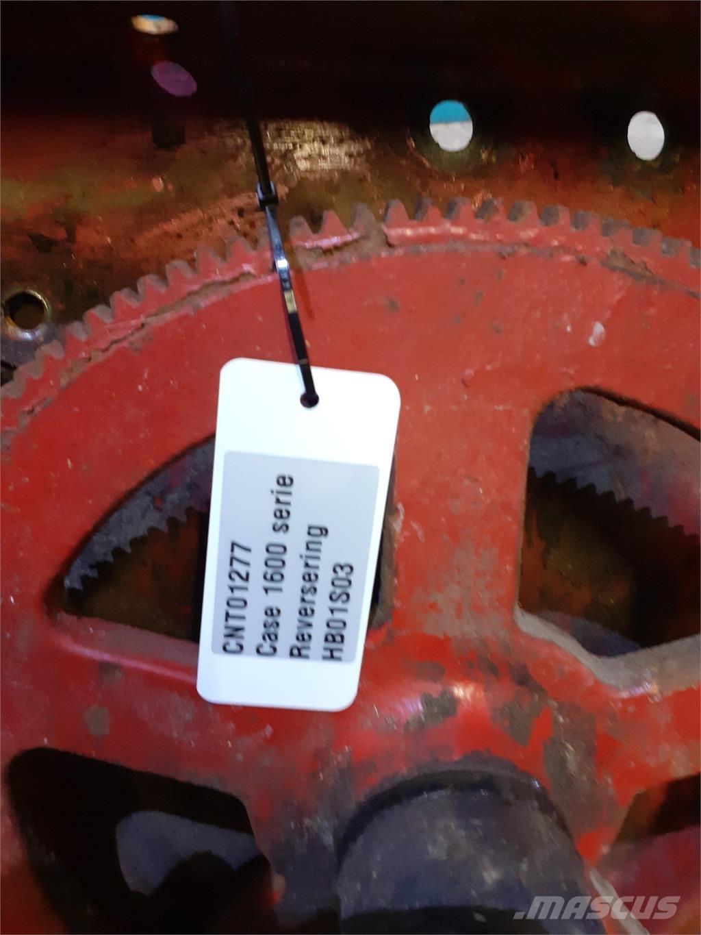 Case IH 1660 Компоненты для зерноуборочных комбайнов