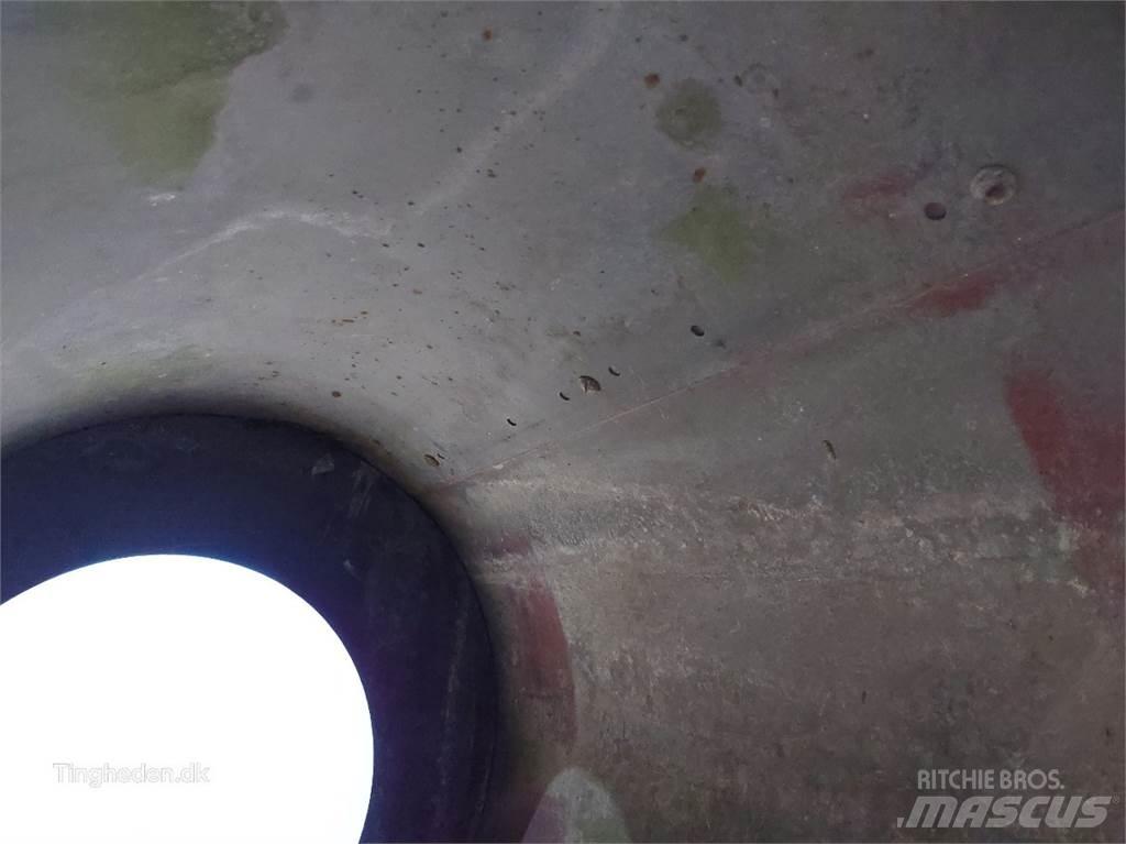 Case IH 1660 Пескоразбрасыватели