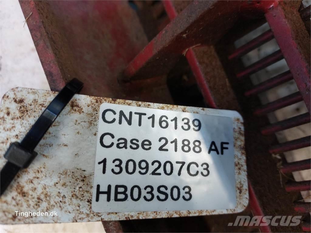 Case IH 2188 Компоненты для зерноуборочных комбайнов