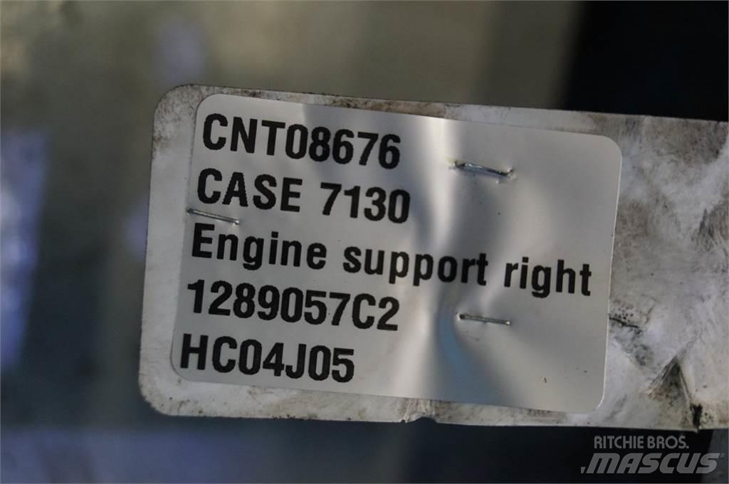 Case IH 7130 Навесное оборудование и запчасти