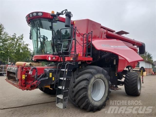 Case IH 8010 Зерноуборочные комбайны