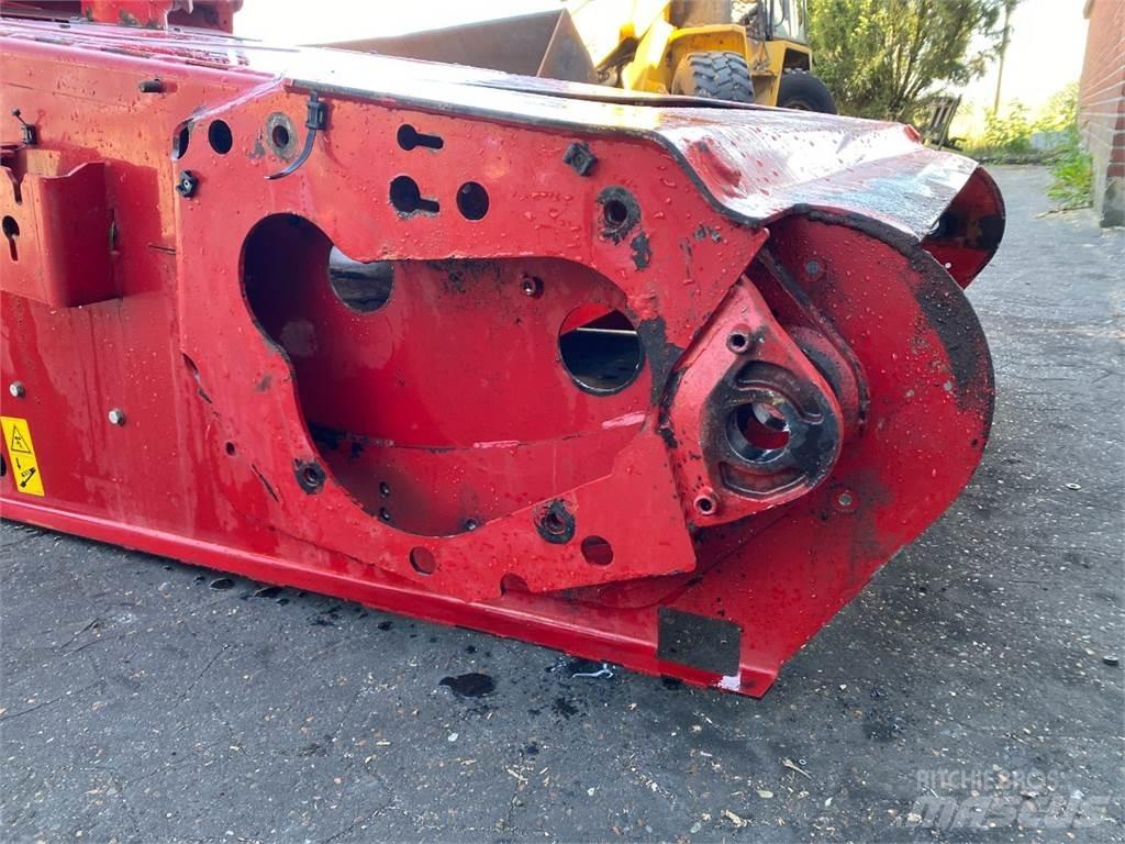 Case IH 9230 Компоненты для зерноуборочных комбайнов
