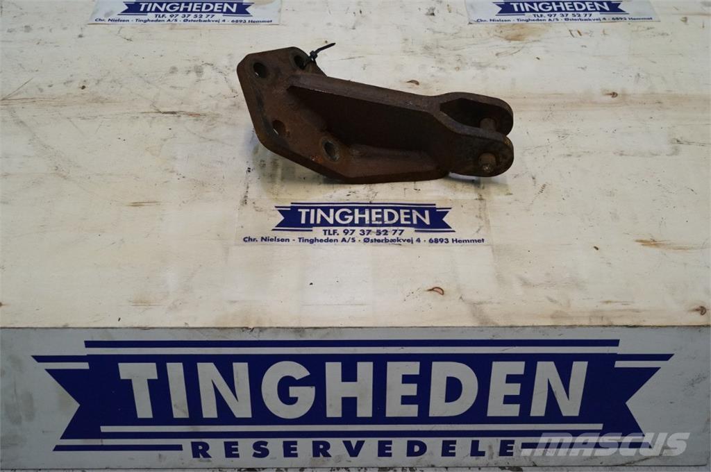 CASE Maxxum 115 Навесное оборудование и запчасти