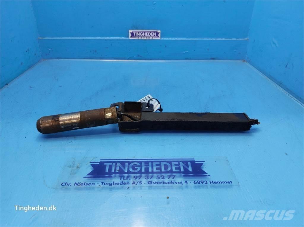 CASE Puma 185 Навесное оборудование и запчасти