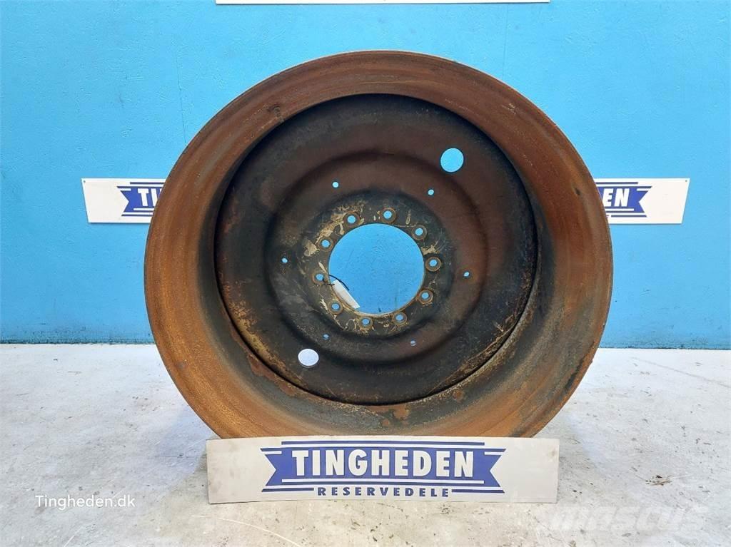 CASE R42 Шины и колёса