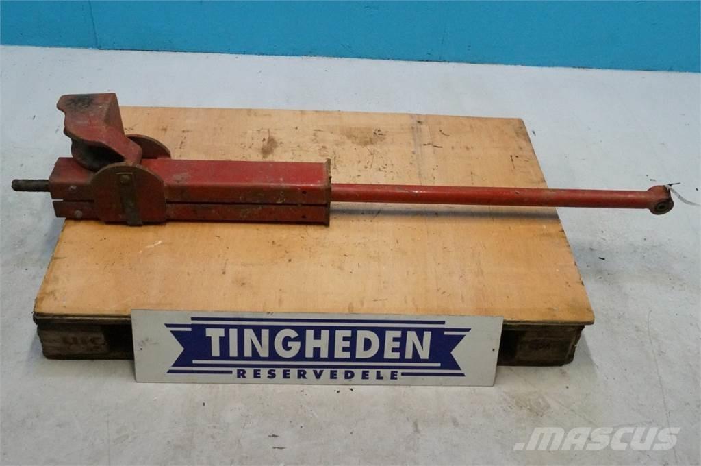 CASE STX 450 Навесное оборудование и запчасти