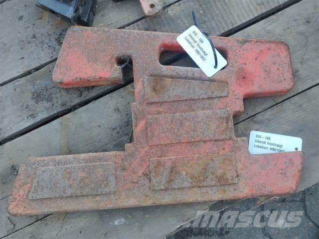 CASE Vægtklods Передние весы