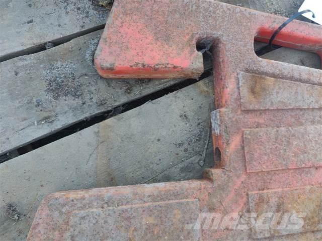 CASE Vægtklods Передние весы